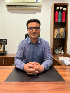 Picture of Author Bio : Mr. Almasto Kapoor